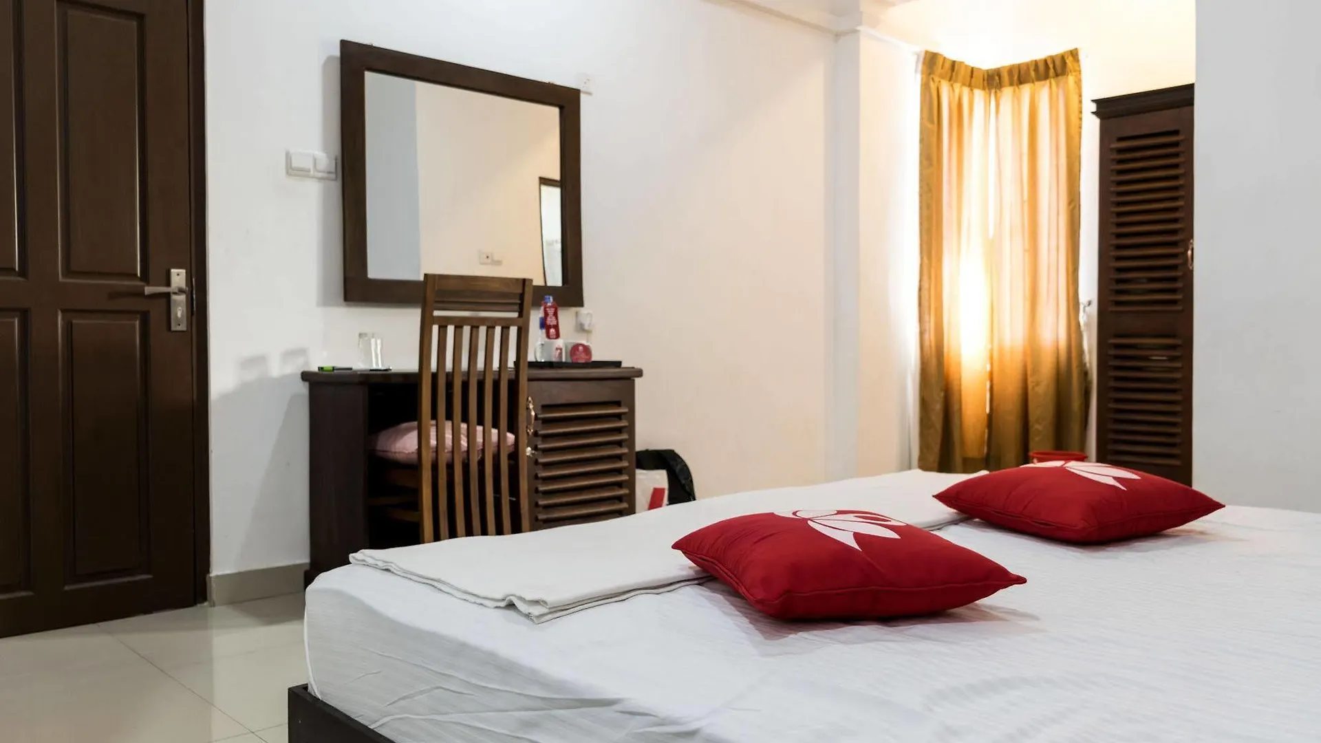 Hotel Zen Rooms Sea Avenue Marine Drive Colombo